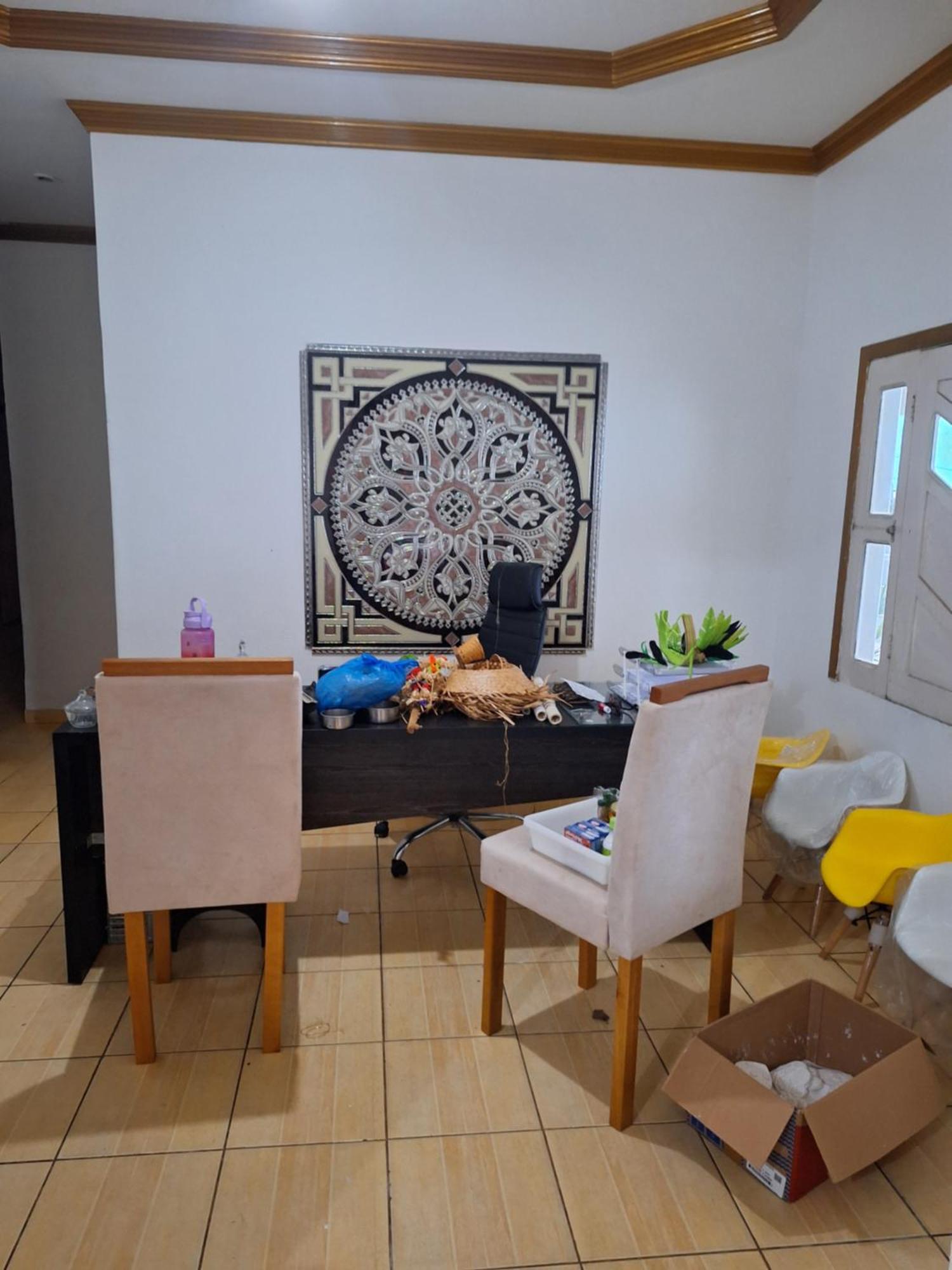 Quarto Triplo Com Banheiro Em Pousada E Restaurante ماناوس المظهر الخارجي الصورة